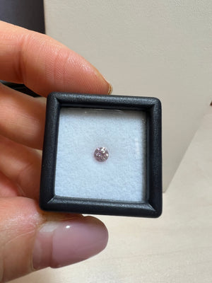 0.17ct Round shape 6P Fancy Purplish Pink Certified Australian Diamond, ARG34