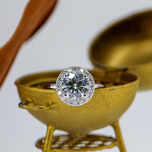 round brilliant cut diamond halo engagement rings sydney best price
