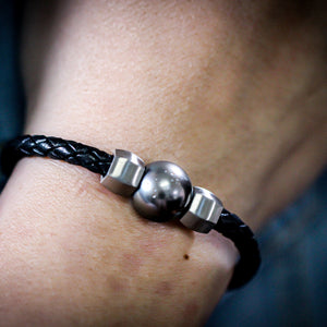 Men’s Leather Bracelet with Tahitian Sea Pearl - GBC03