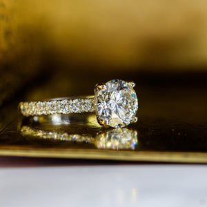 Round brilliant cut Diamond engagement rings Perth custom jewelery