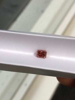 1.01ct Radiant shape 1PR Fnayc Deep Pink Certified Australian Pink Diamond. ARG19