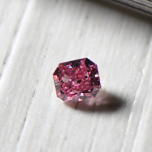 0.55ct Radiant shape 4P Fancy Vivid Pink Certified Australian Pink Diamond, ARG01