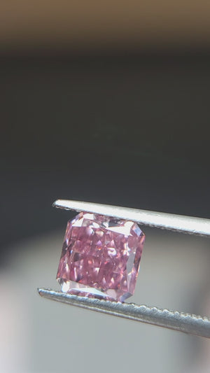 1.32ct Radiant shape 3P Fancy Vivid Pink Certified Australian Pink Diamond, ARG15