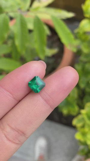 1.83ct Muzo Green Emerald - EMVG09