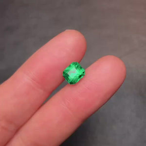1.52ct Muzo Green Colombian Emerald - EMVG08