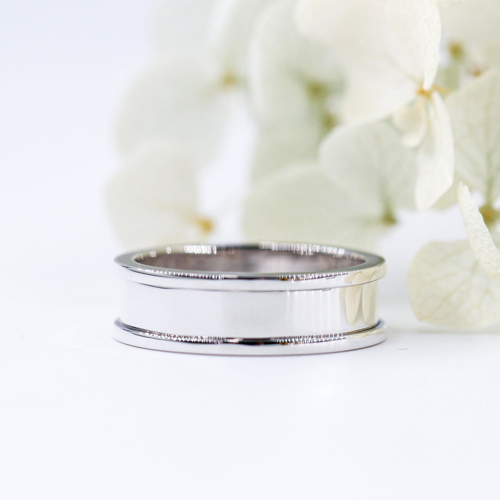 18k White Gold Wedding Bands Sydney unique design