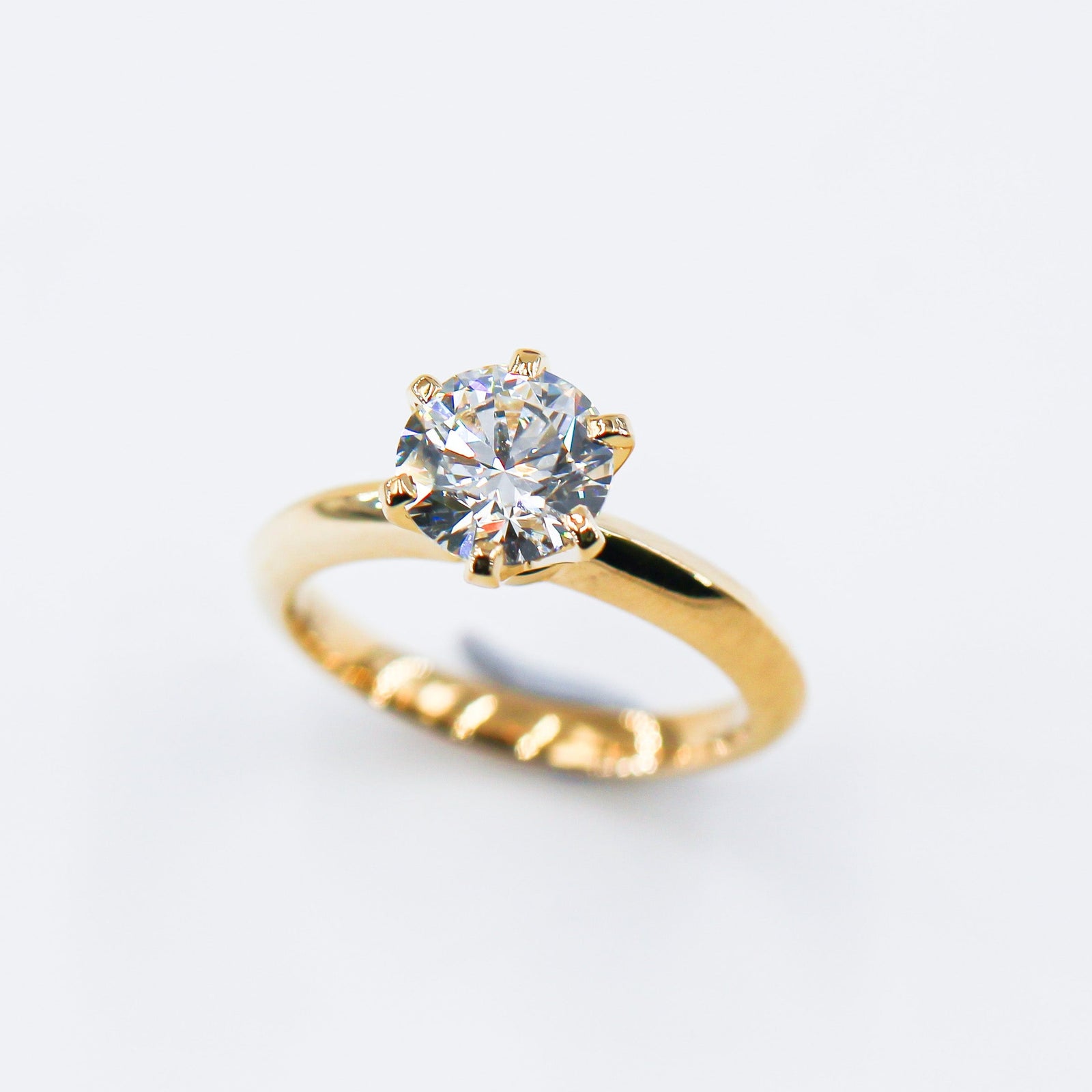round brilliant cut diamond solitaire engagement rings perth australia best price