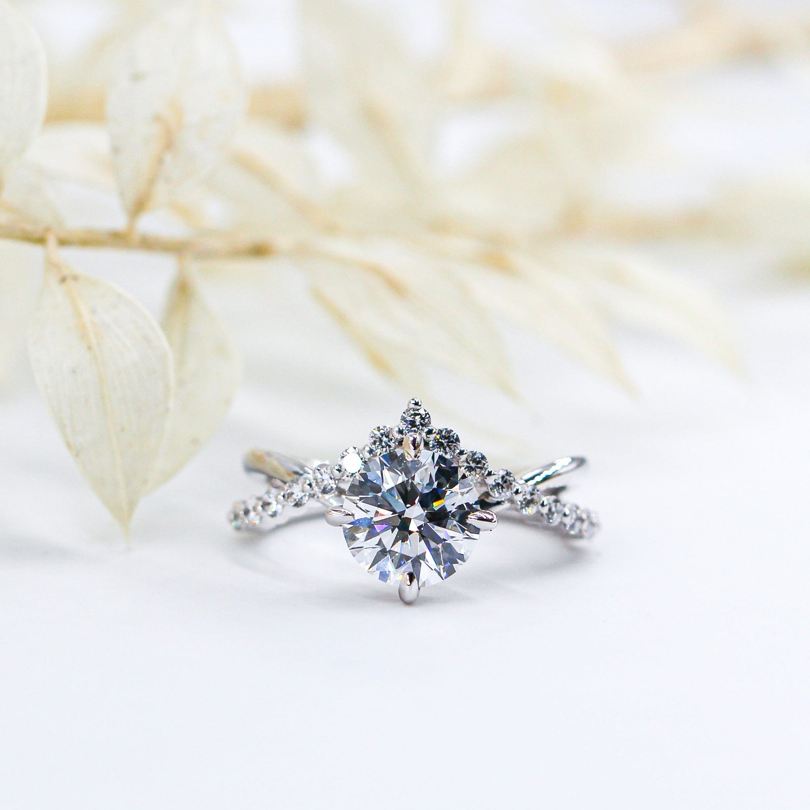 round brilliant cut diamond engagement rings melbourne best value
