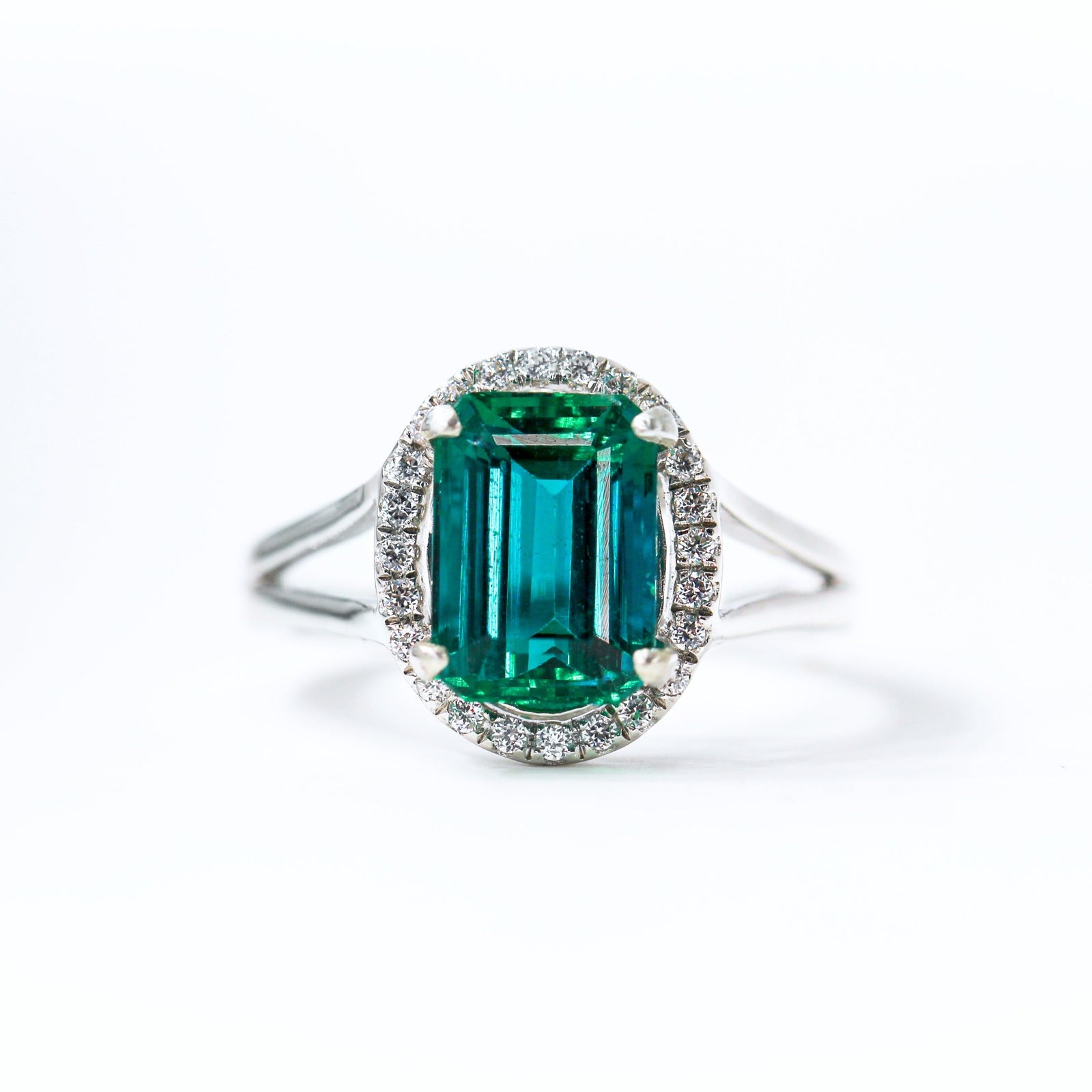 emerald cut emerald engagement rings melbourne australia exclusive price
