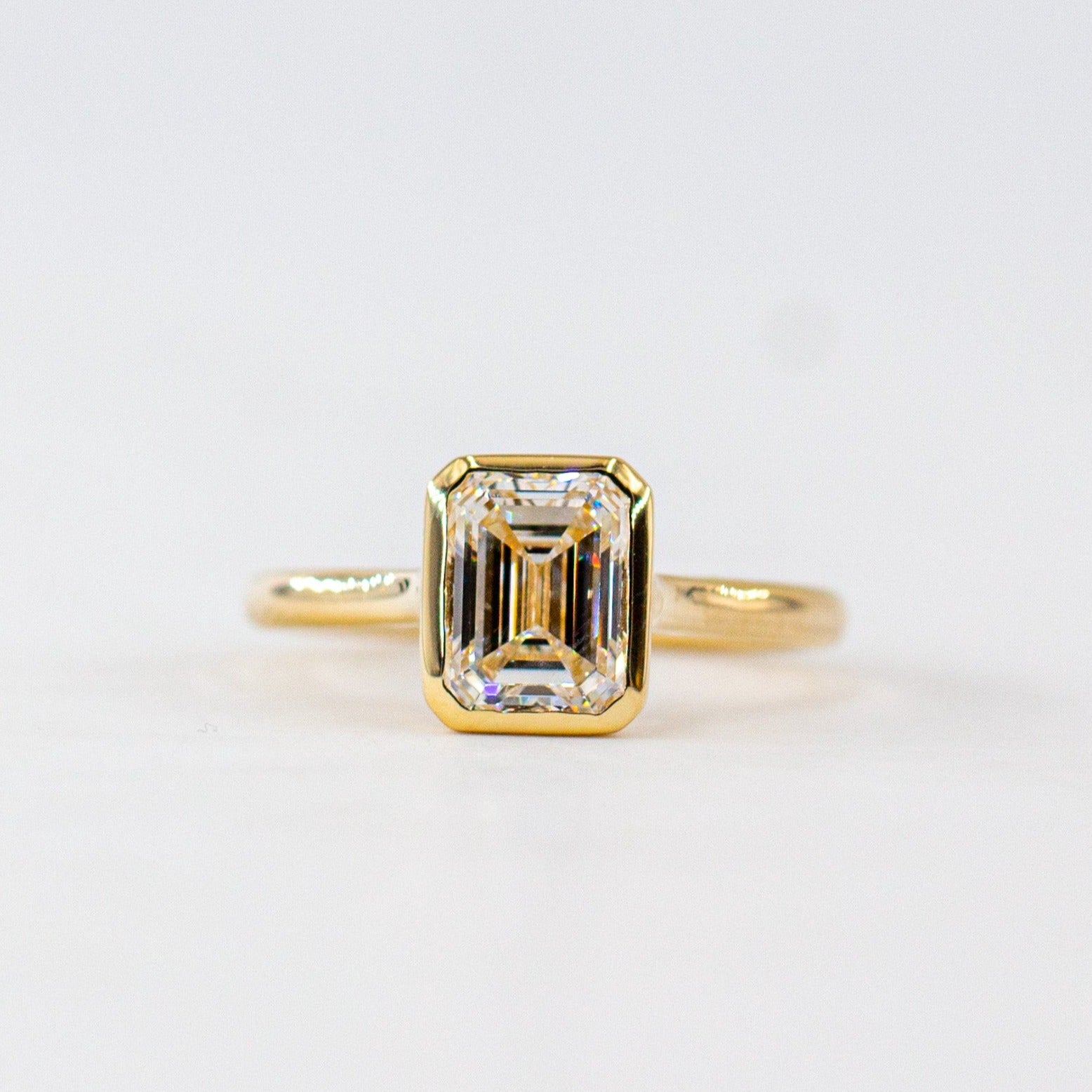 emerald cut diamond engagement rings brisbane best value