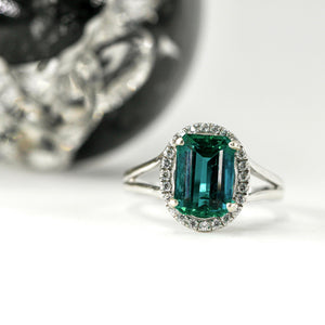 emerald cut emerald engagement rings melbourne australia exclusive price