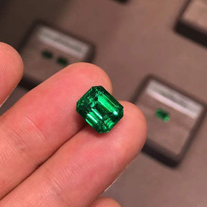 4.48ct Vivid Green Zambian Emerald - EMVG01