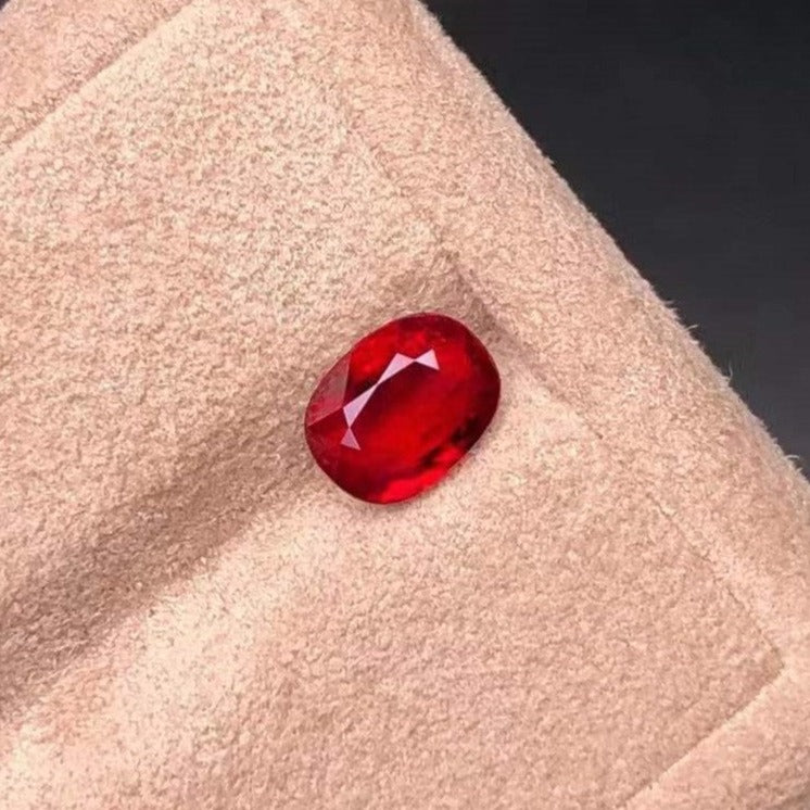 2.01ct Pigeon Blood Mozambique Rudy - RUVR01