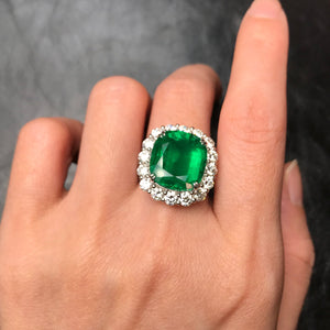 9.08ct Vivid Green Zambian Emerald - EMVG06