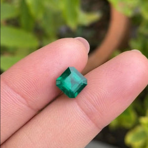 1.83ct Muzo Green Emerald - EMVG09